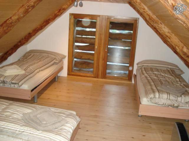 Apartmán Rustico Aurora Brontallo Pokoj fotografie